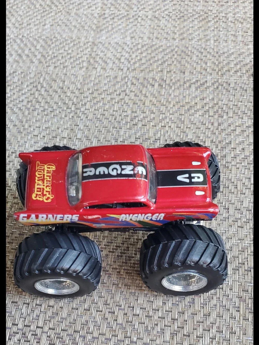 Hot Wheels Monster Jam Trucks 1:64 Scale Mixed Lot of 4 Spinmaster